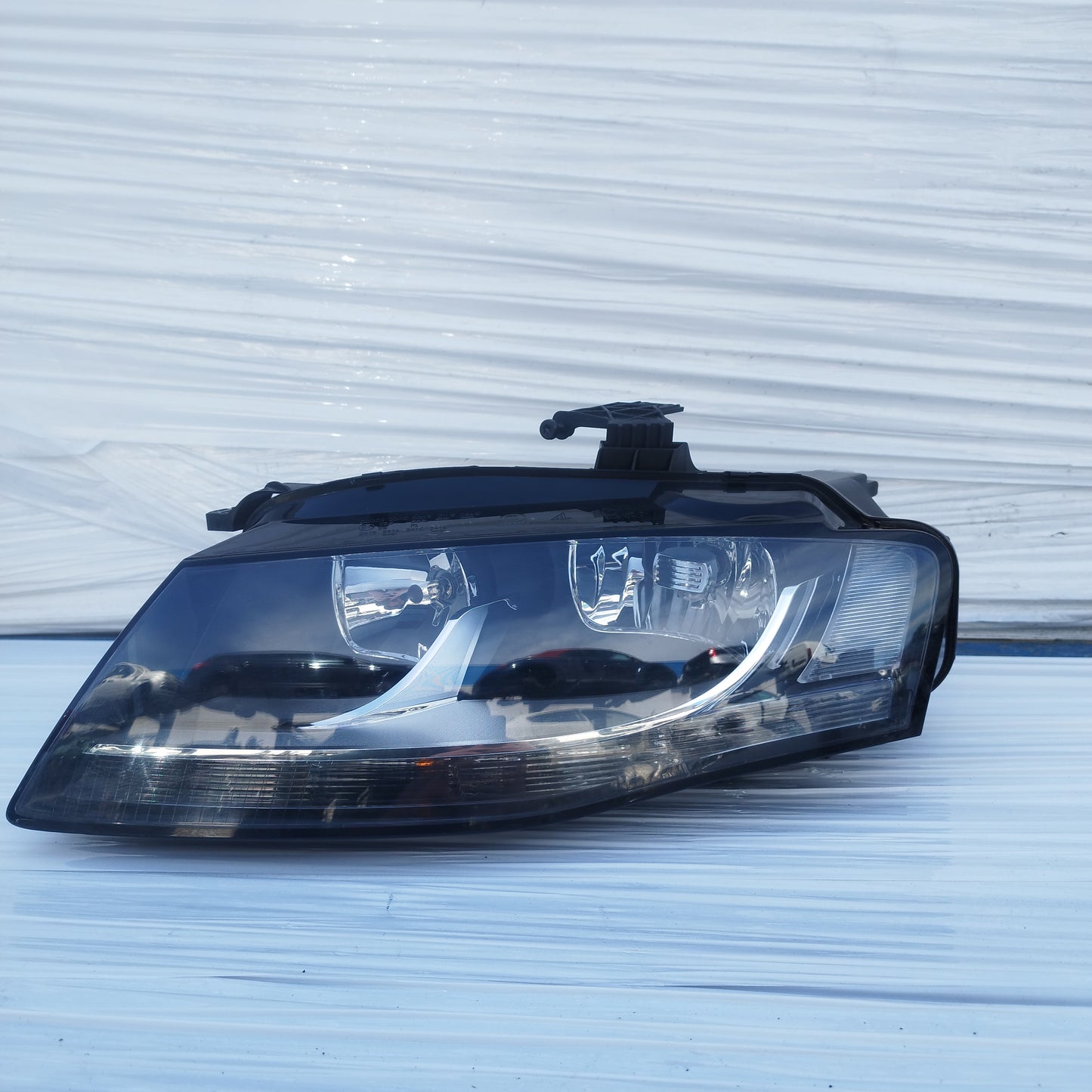 Fanale anteriore sx Audi A4 2010 cod: 1307022852 ecoDM170