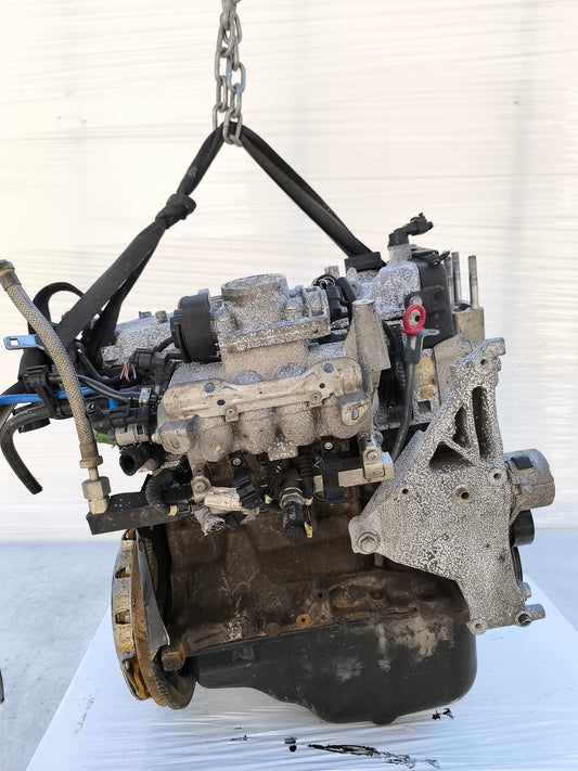 Motore Fiat Punto 1.2 B 8 perni, tappo a vite cod: 188A4000 ecoAG7909