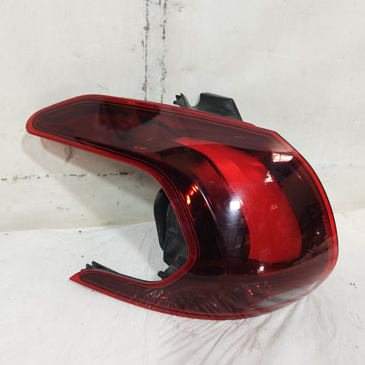 Fanale posteriore sx a led Peugeot 2008 I (CU) 2013-2019 cod: 9826730480 ecoAC16841