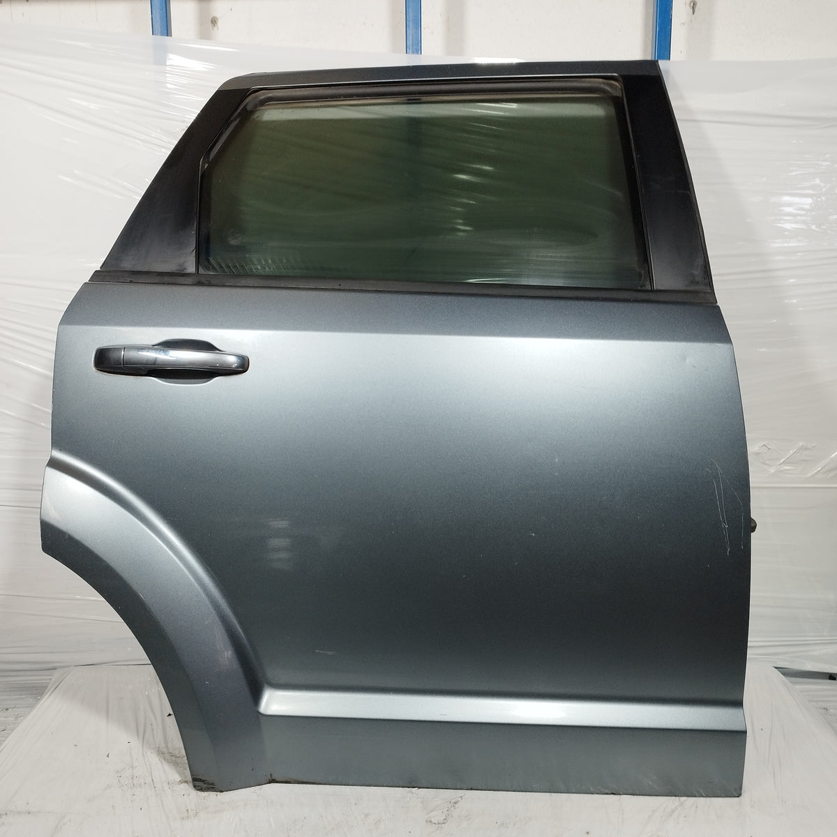 Sportello posteriore dx grigio scuro Fiat Freemont 2008-2020 ecoAC17184