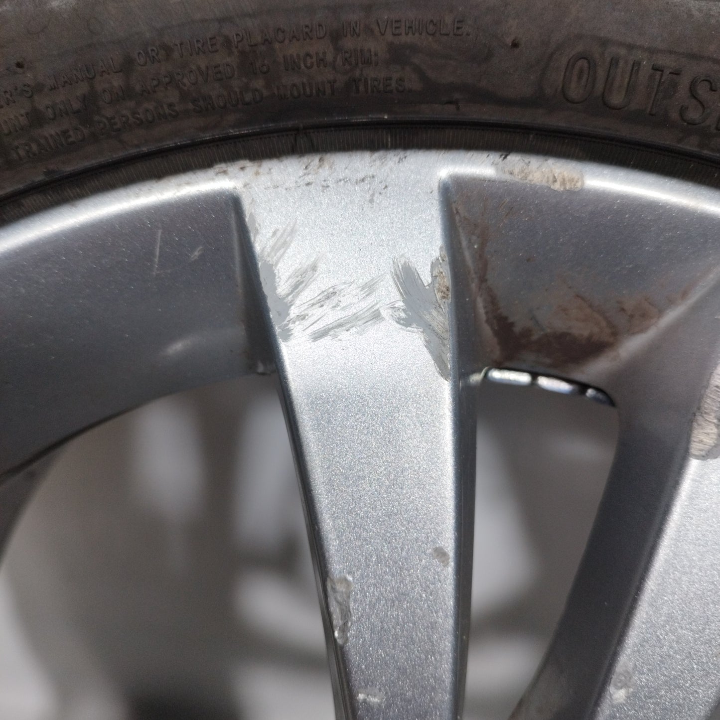 Alloy Wheels with Tires Alfa Romeo Giulietta 2015 ecoAC11608