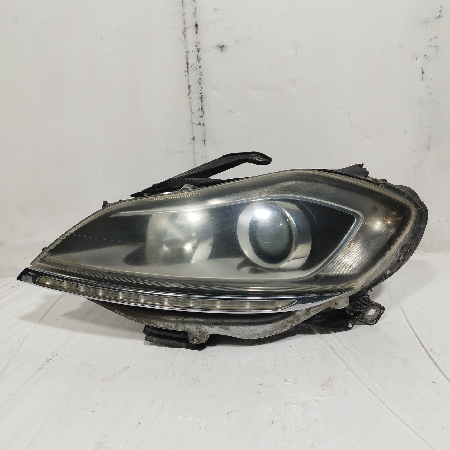 Fanale anteriore sx Lancia delta (844) III serie  2008-2014 cod: 51824830 ecoAC15012