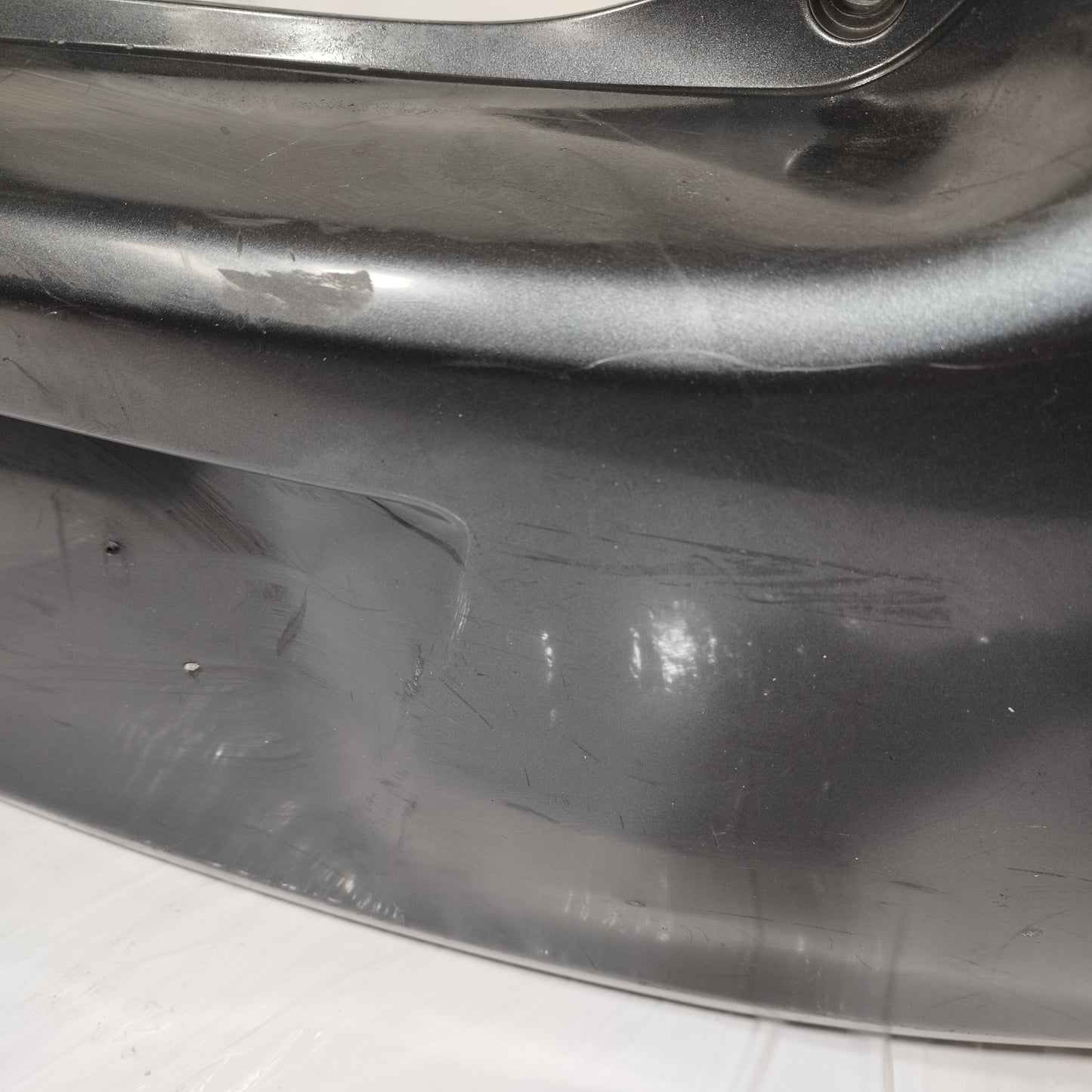Paraurti posteriore grigio scuro Toyota Yaris 2011 ecoAC15038