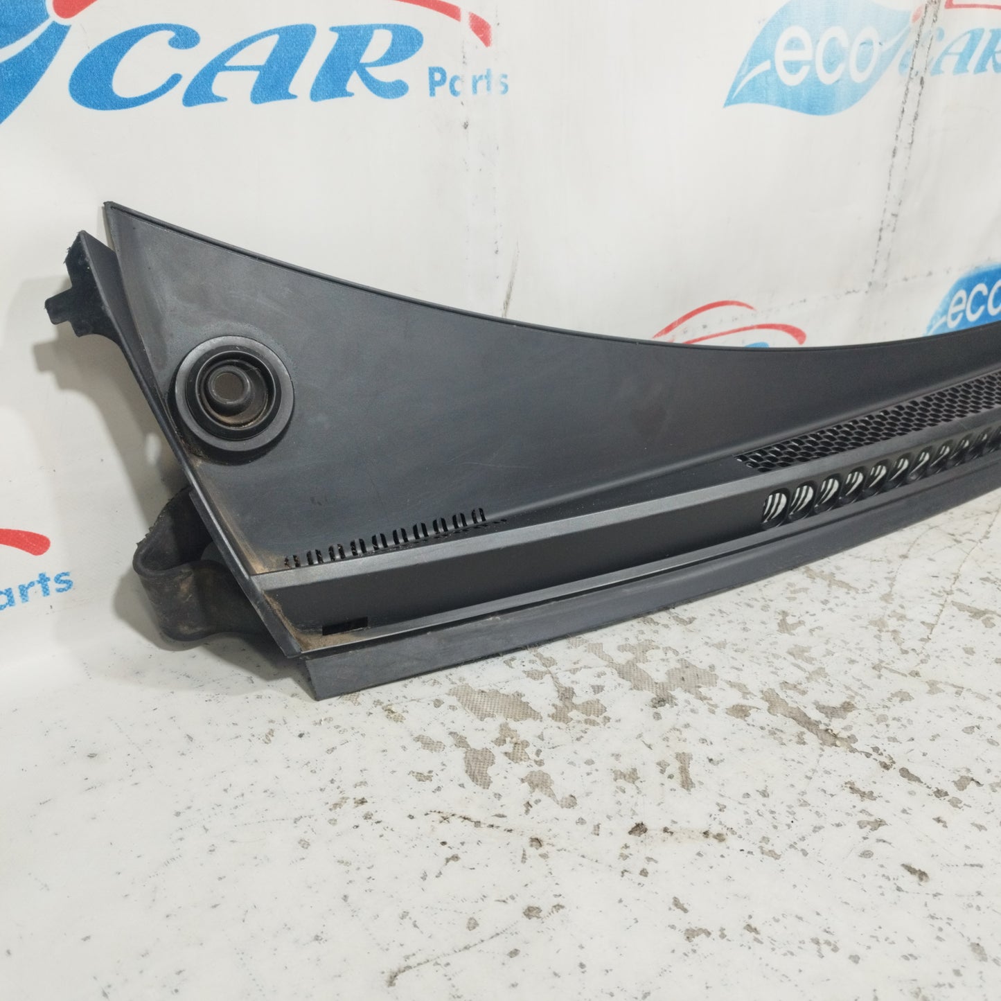 Tropfschalengrill Peugeot 3008 2011 Code: 9671408577 ecoAC9716