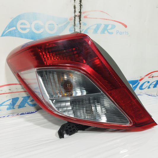 Toyota Yaris 2013 ecoAC11100 Linke Rückleuchte