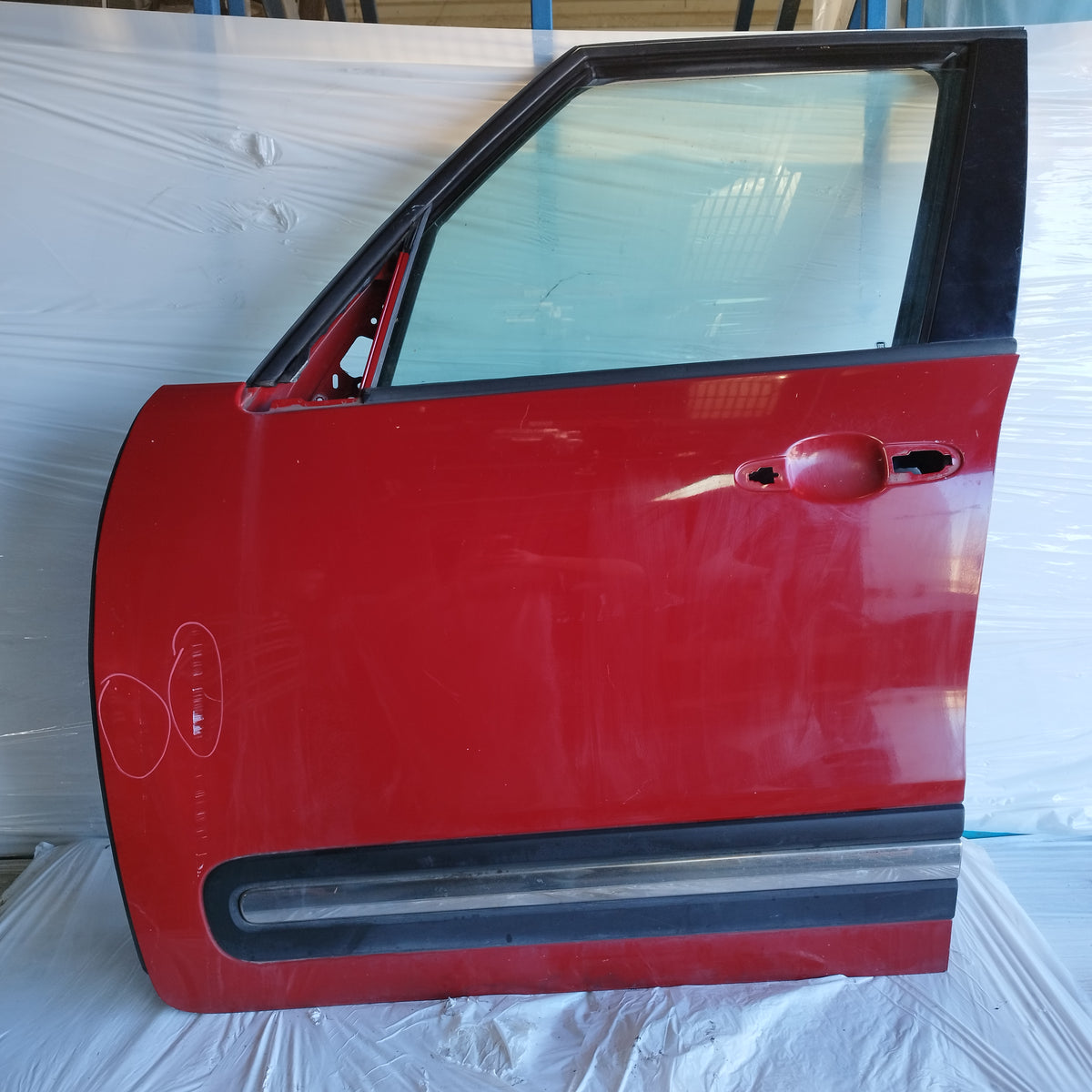 Sportello anteriore sx rosso Fiat 500L 2013-2022 ecoAC17262