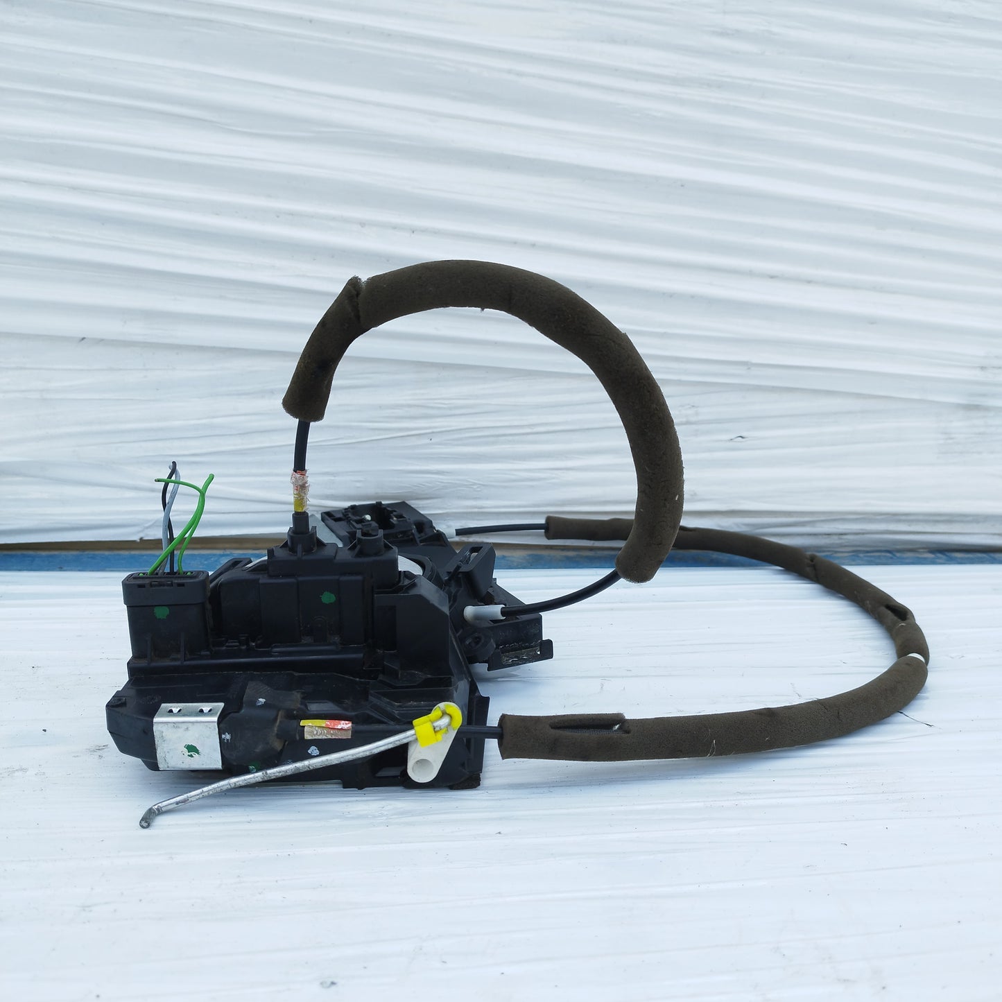 Serratura anteriore sx Nissan Qashqai 2015 6 pin ecoAC15835