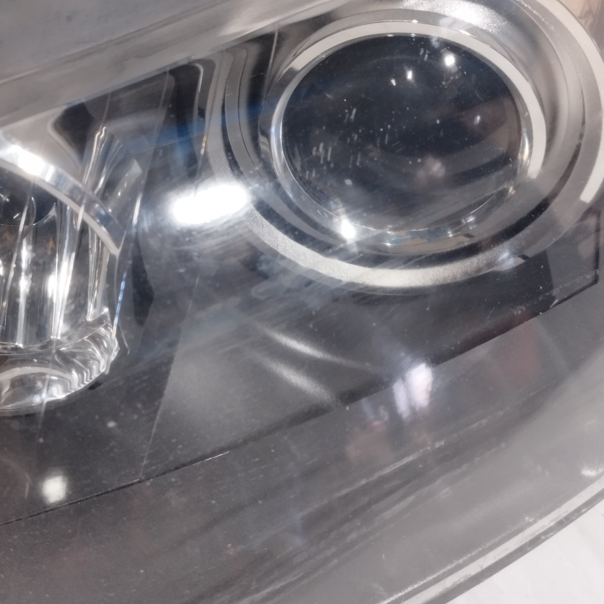 Fanale anteriore sx Xenon Audi A3 (8P / 8PA) 2005-2008 cod: 8P0941029R ecoAC16702