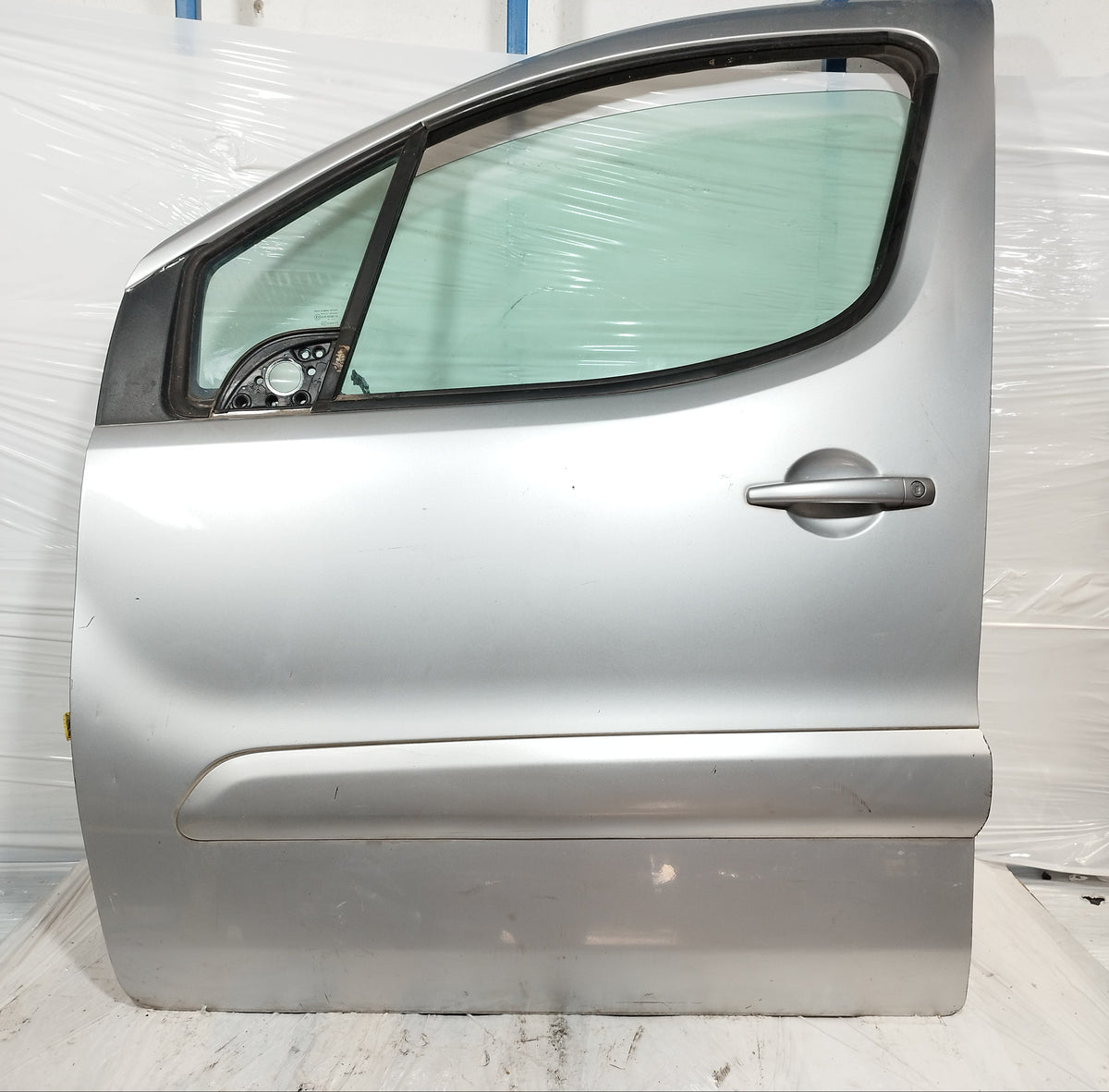 Sportello anteriore sx grigio Peugeot Partner II 2008-2018 ecoAC17174