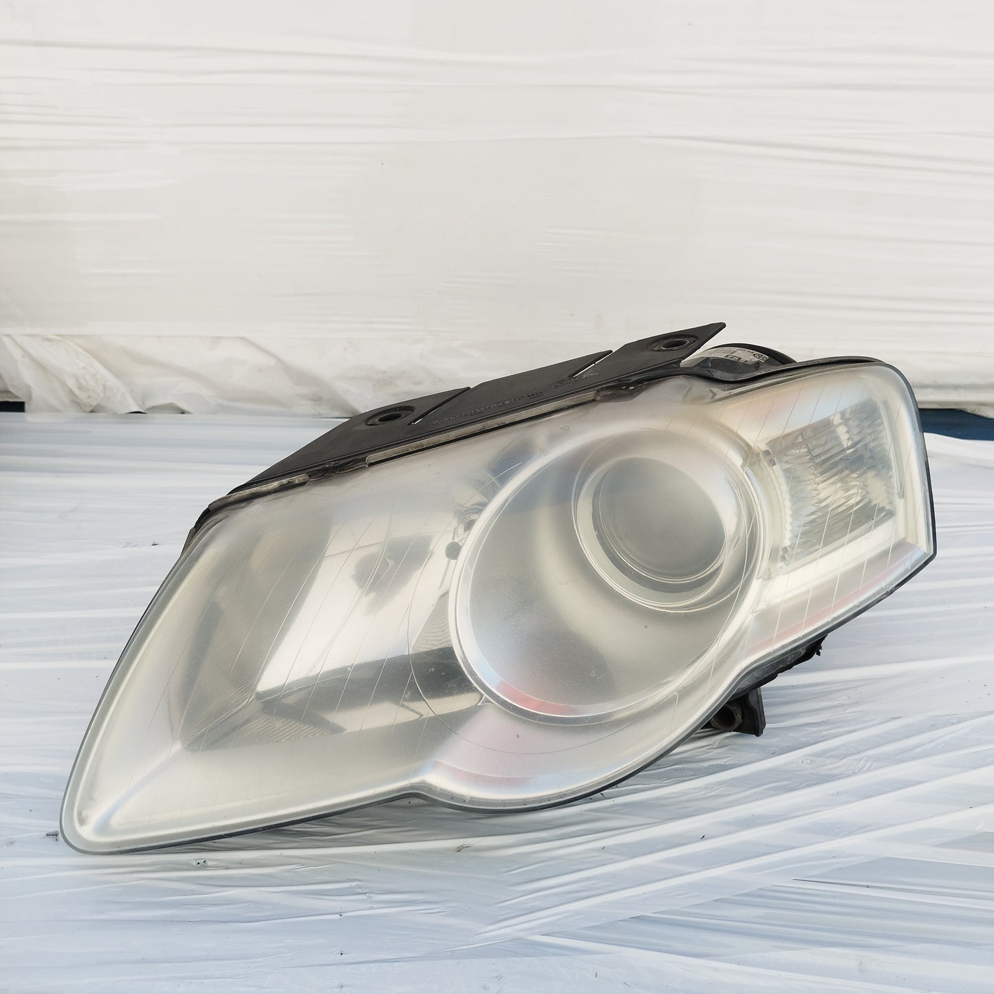 Fanale anteriore sx Volkswagen Passat B8 (3C2 / 3C5) 2005-2010 cod: 3C0941005AB ecoDM277