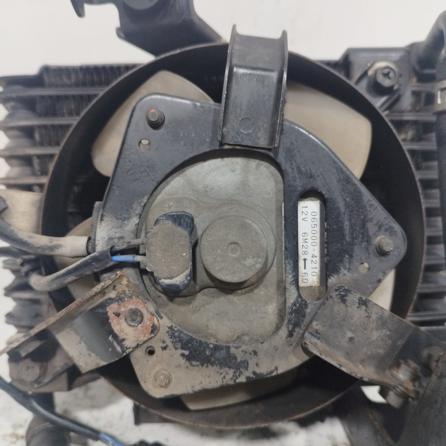 Oil cooler with fan Peugeot 4007 2.2 D 2008 cod: 065000-4210 ecoAC9238