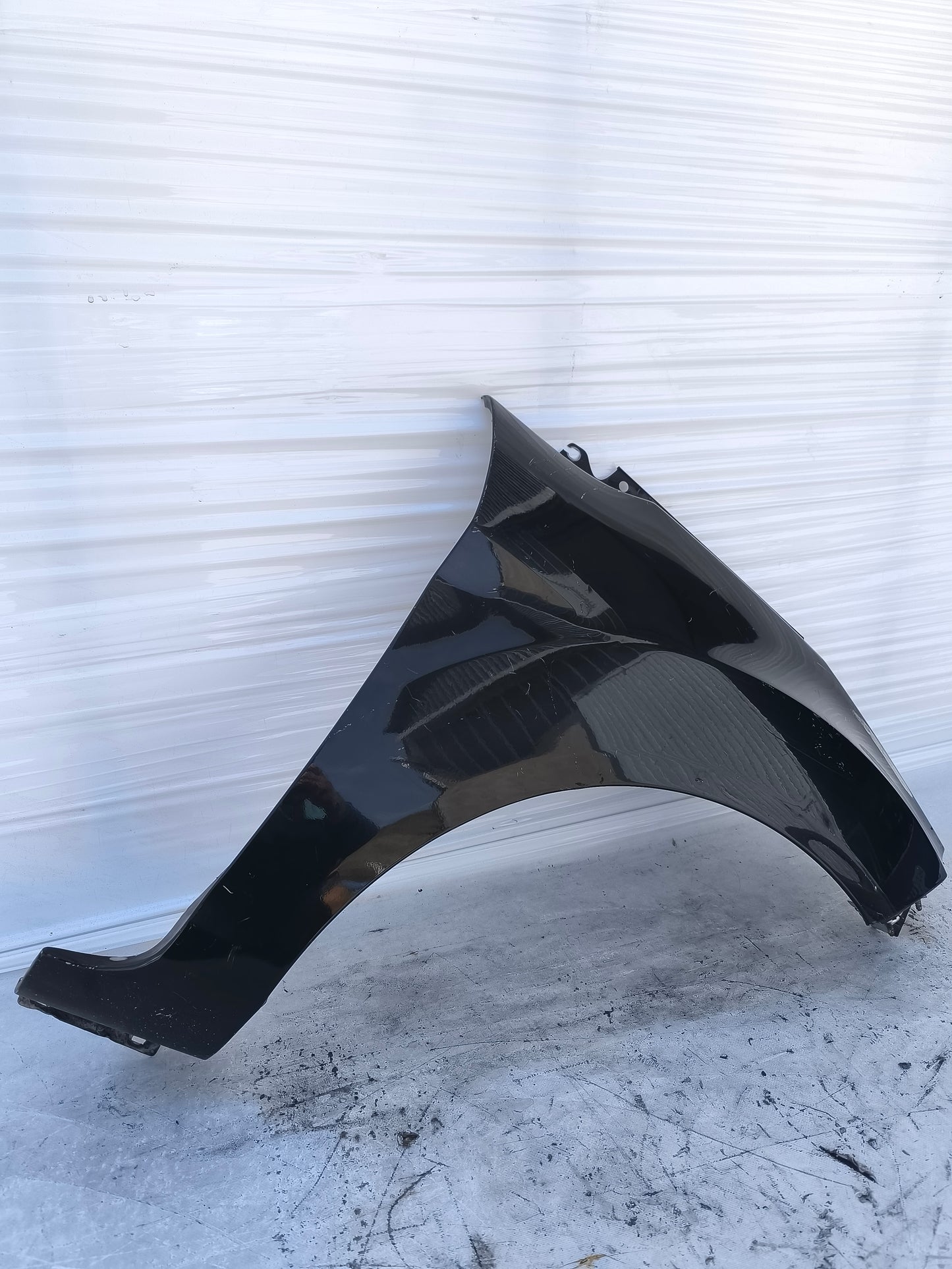 Parafango dx Ford Fiesta (MK6) anno 2008-2013 nero ecoAG8154