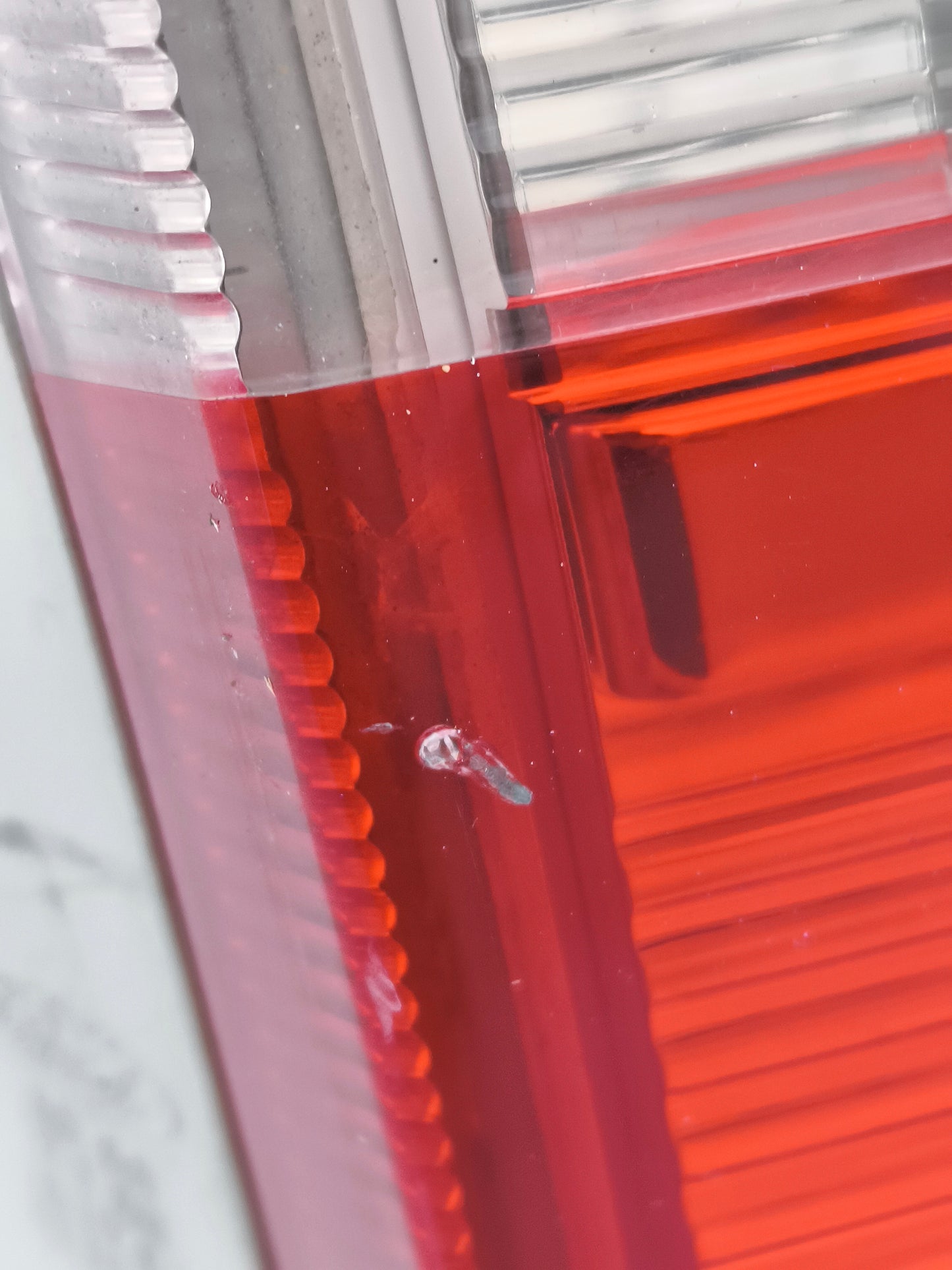 Linke innere Rückleuchte Ford Focus SW Baujahr 2015 ecoAG7450 leicht zerkratzt