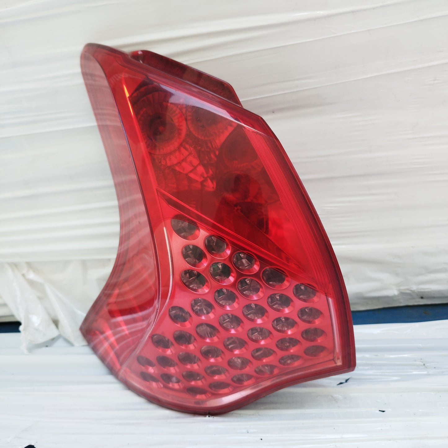 Fanale posteriore sx Peugeot 3008 I serie (T84) 2009-2013 cod: 9683460880 ecoDM286