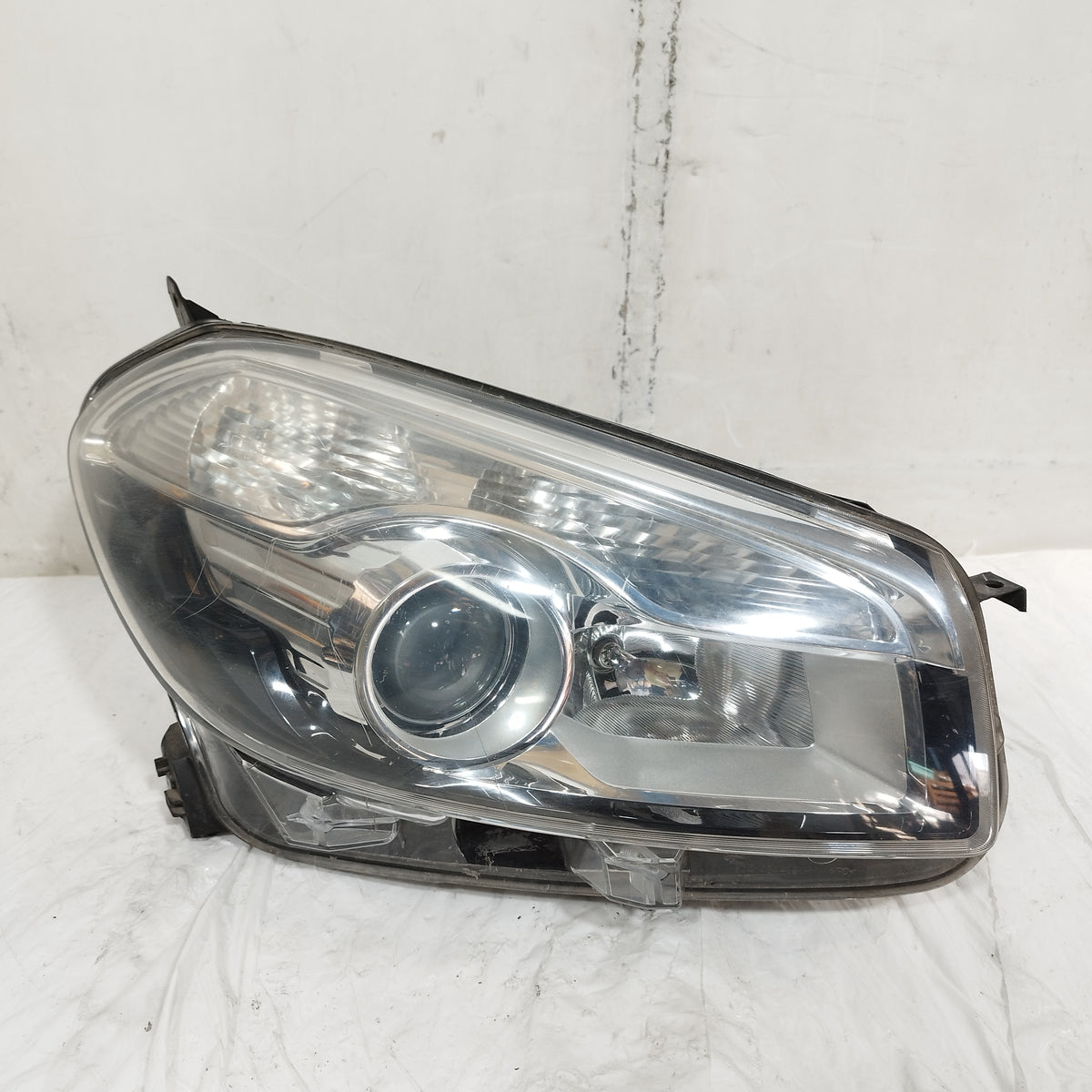 Fanale anteriore dx Nissan Qashqai (J10) 2010-2013 cod: 26010BR00B ecoAC16747