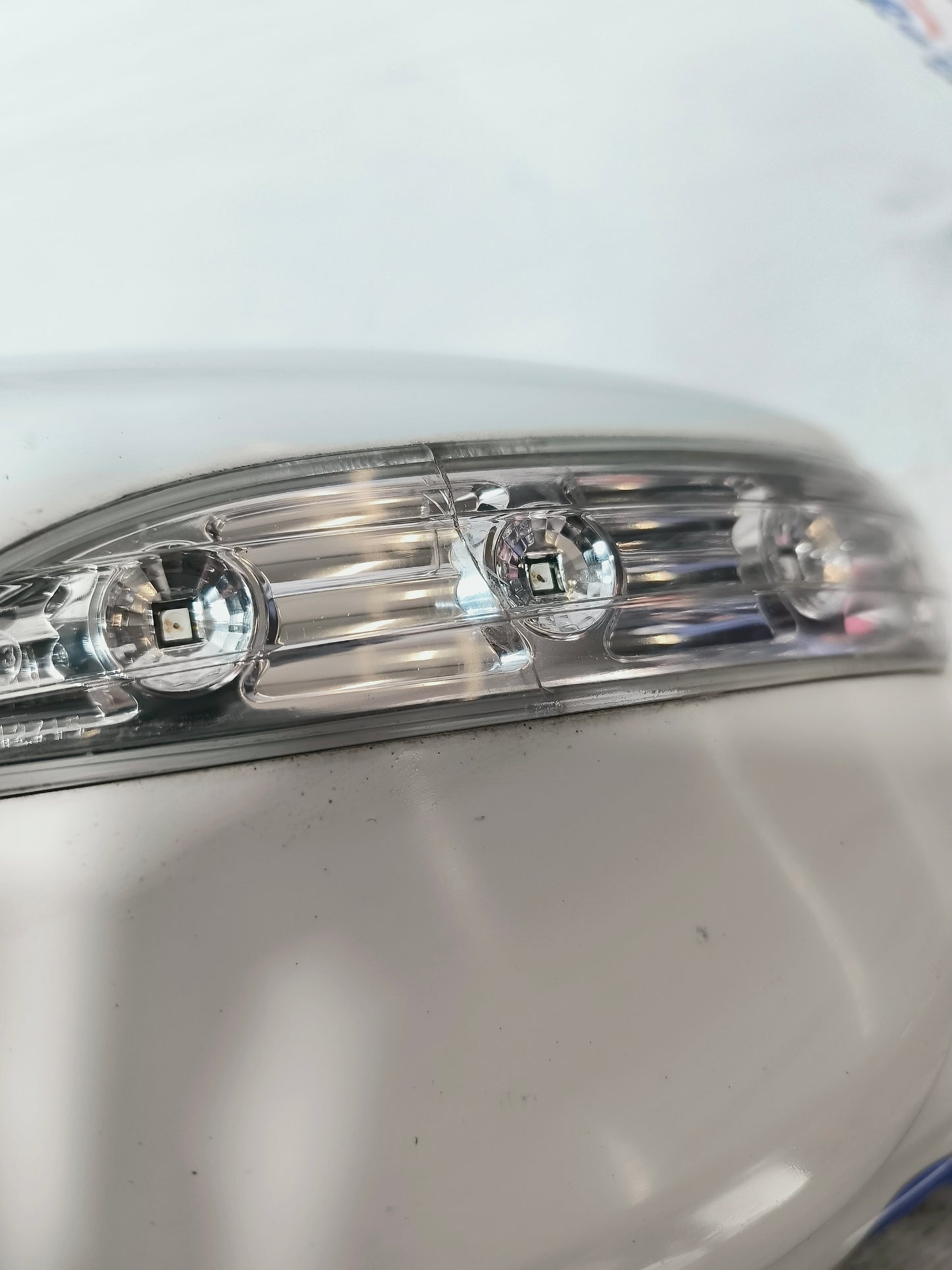 Specchietto sinistro elettrico bianco Hyundai ix35 anno 2012 8 PIN ecoAG6293