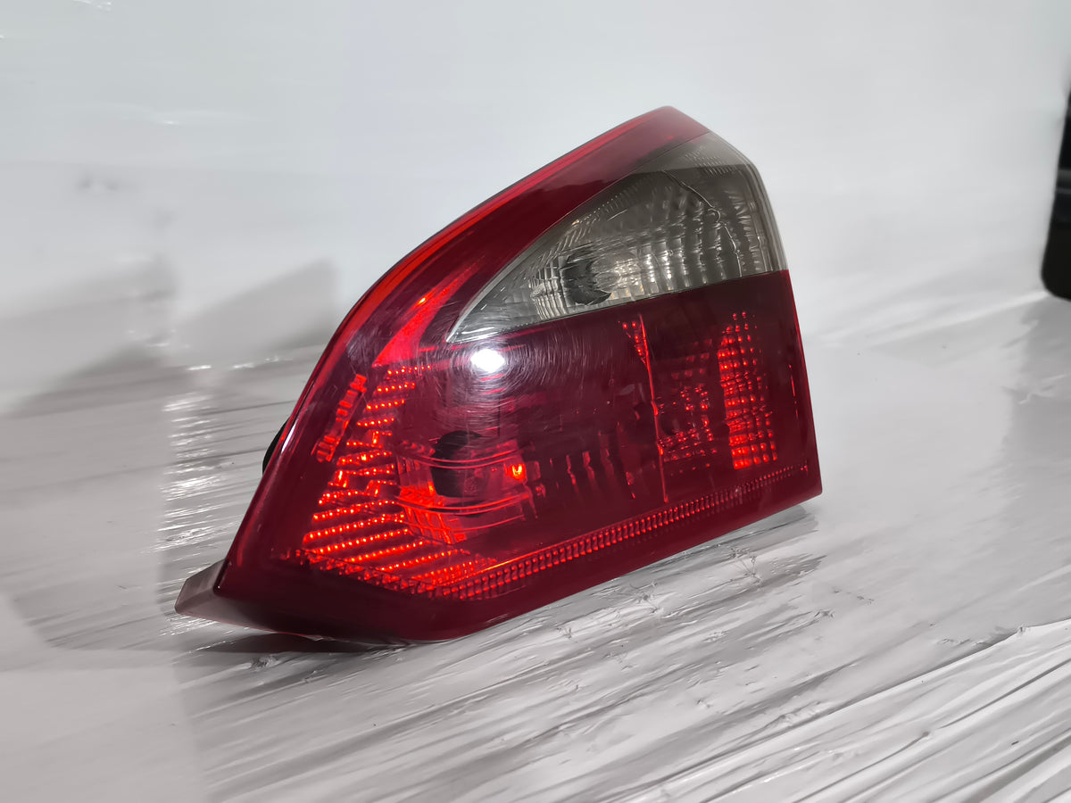 Fanale posteriore interno dx Ford Focus III (MK3) anno 2011-2014 SW cod: BM51-13A602-BC ecoAG9900