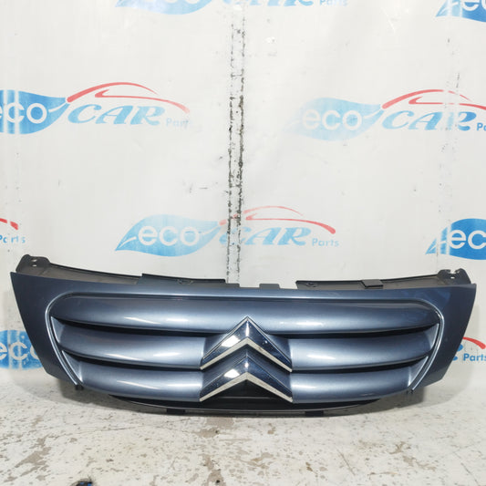 Citroen C3 2009 ecoAC9958 grauer Kühlergrill