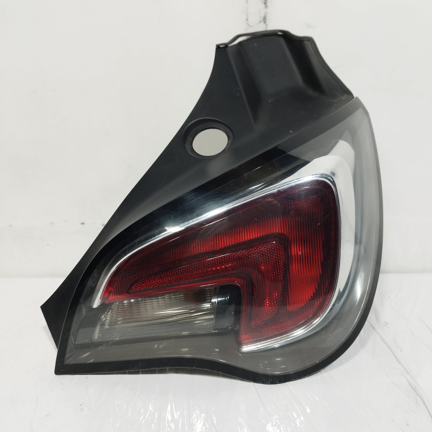 Fanale posteriore dx Opel Adam 2014 cod: 13354585 ecoAC14868