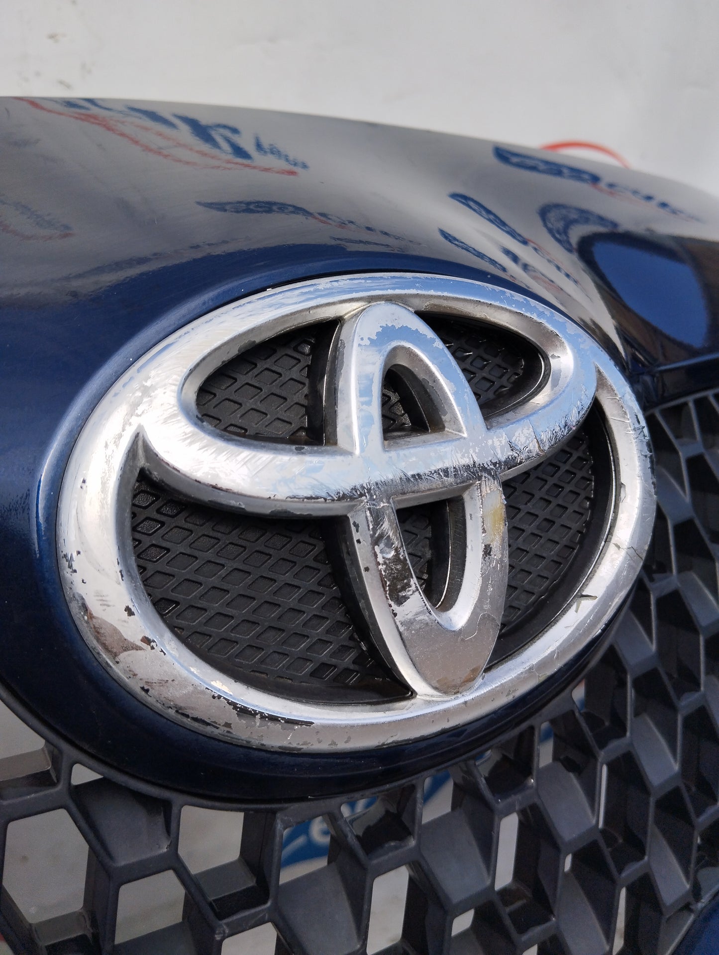 Blue Front Bumper Toyota Yaris 2008 ecoAG5471