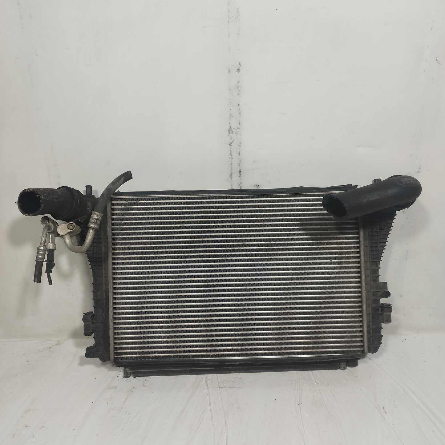 Radiatore Intercooler con a / c Volkswagen Touran 1.9 D 2005 ecoAC14829