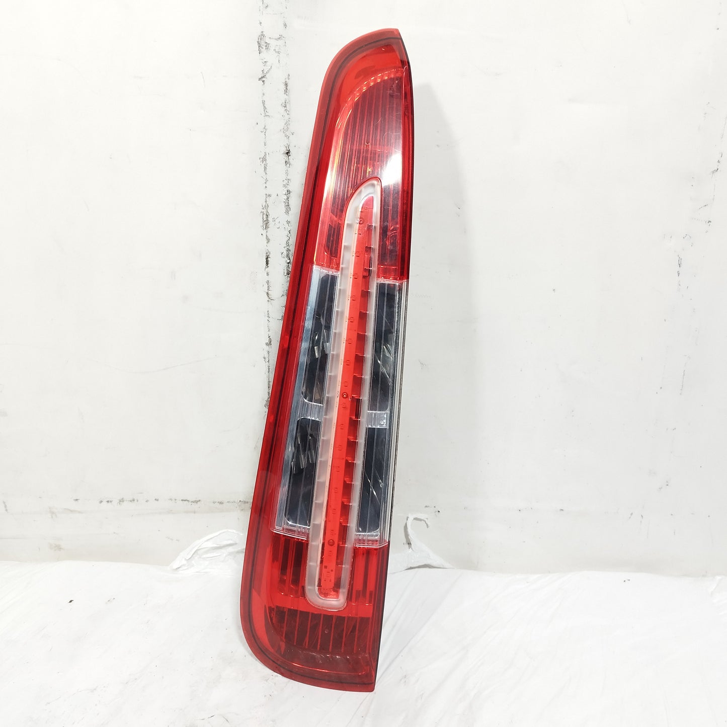 Fanale posteriore sx a led Ford C-Max I (DM2) 2007-2010 ecoAC16554