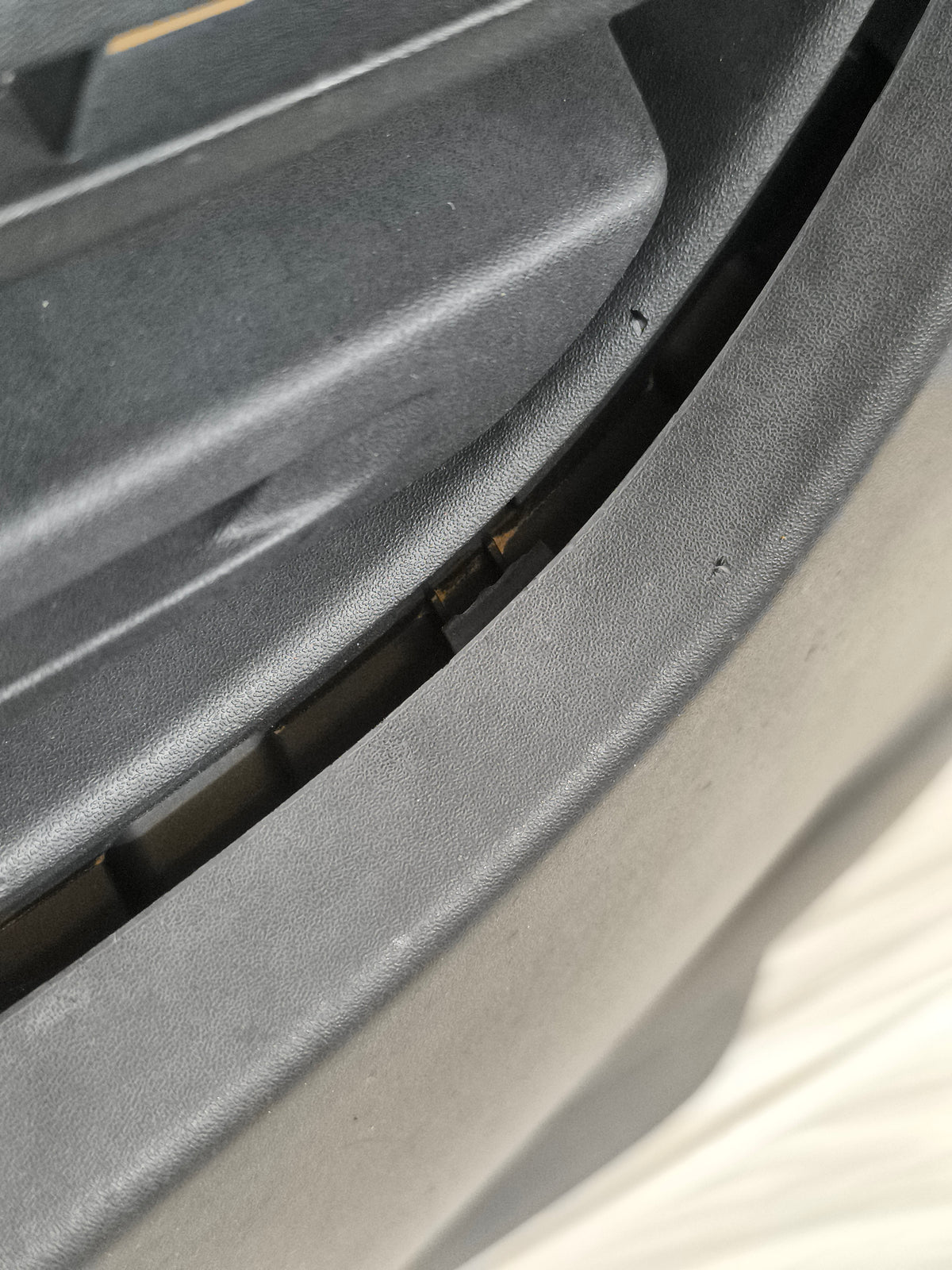 Paraurti anteriore nero plastica Opel Combo D anno 2012-2018  ecoAG9946