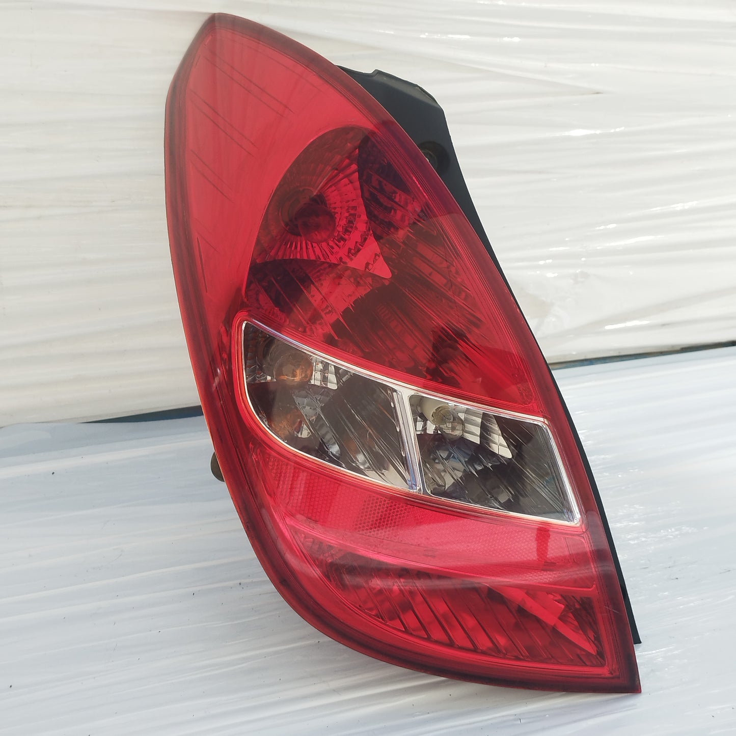 Fanale posteriore sx Hyundai I20 2010 cod: 92401-1J000 ecoDM207