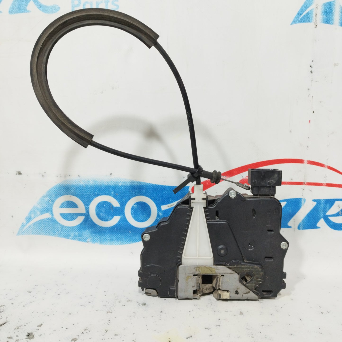 Front right lock Fiat Grande Punto 2009 code: 51849038 ecoAC9479