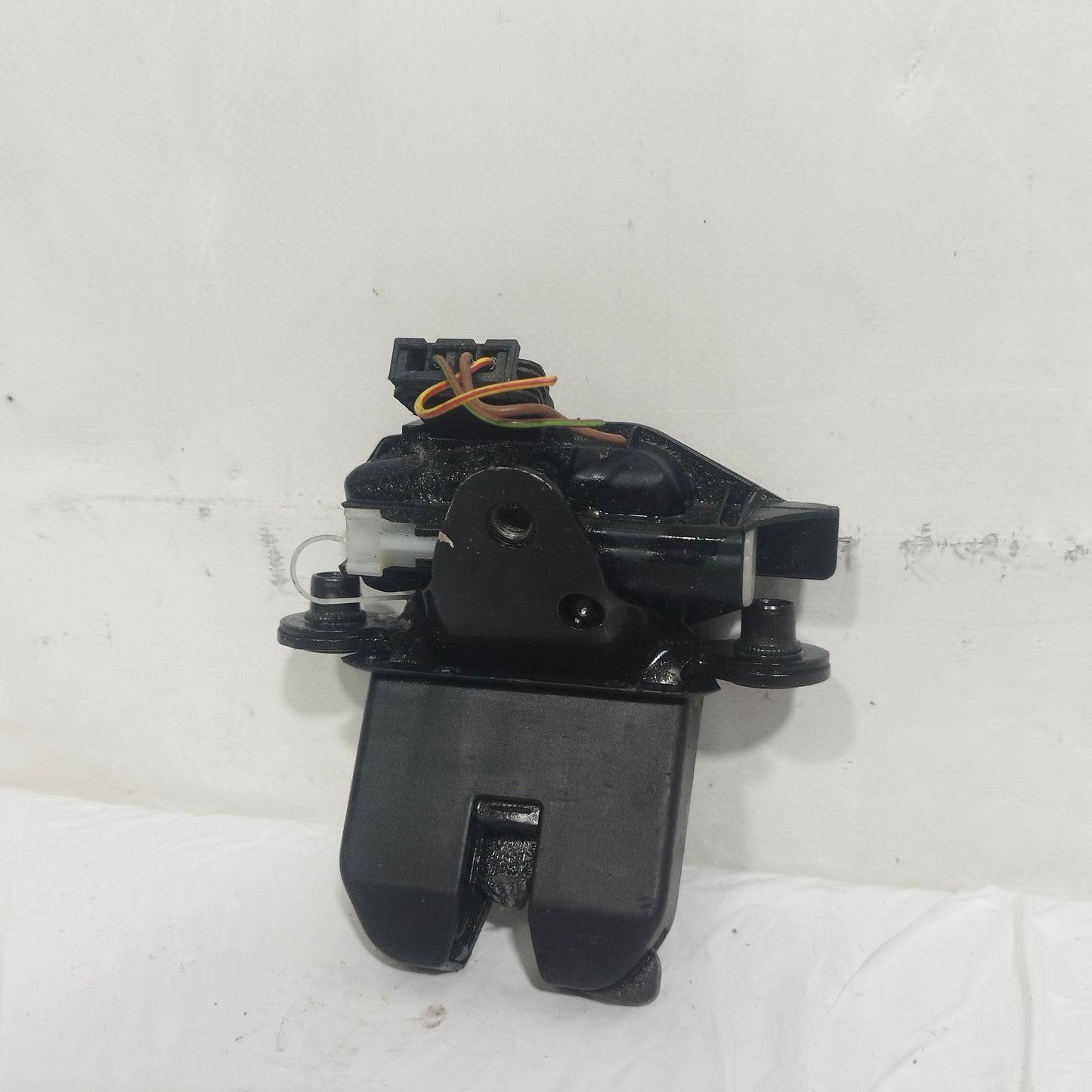 Serratura portellone Skoda Fabia II (5J) 2006-2014 cod: 5J0827501B ecoAC16112