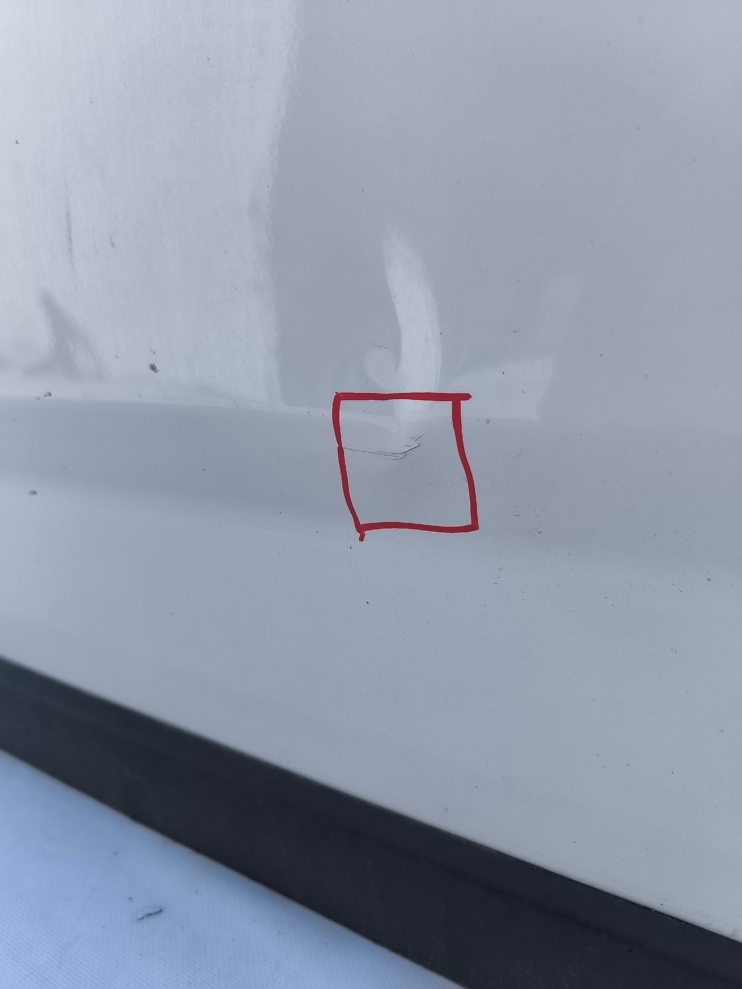 Chevrolet Orlando ecoAG6874 White Left Front Door