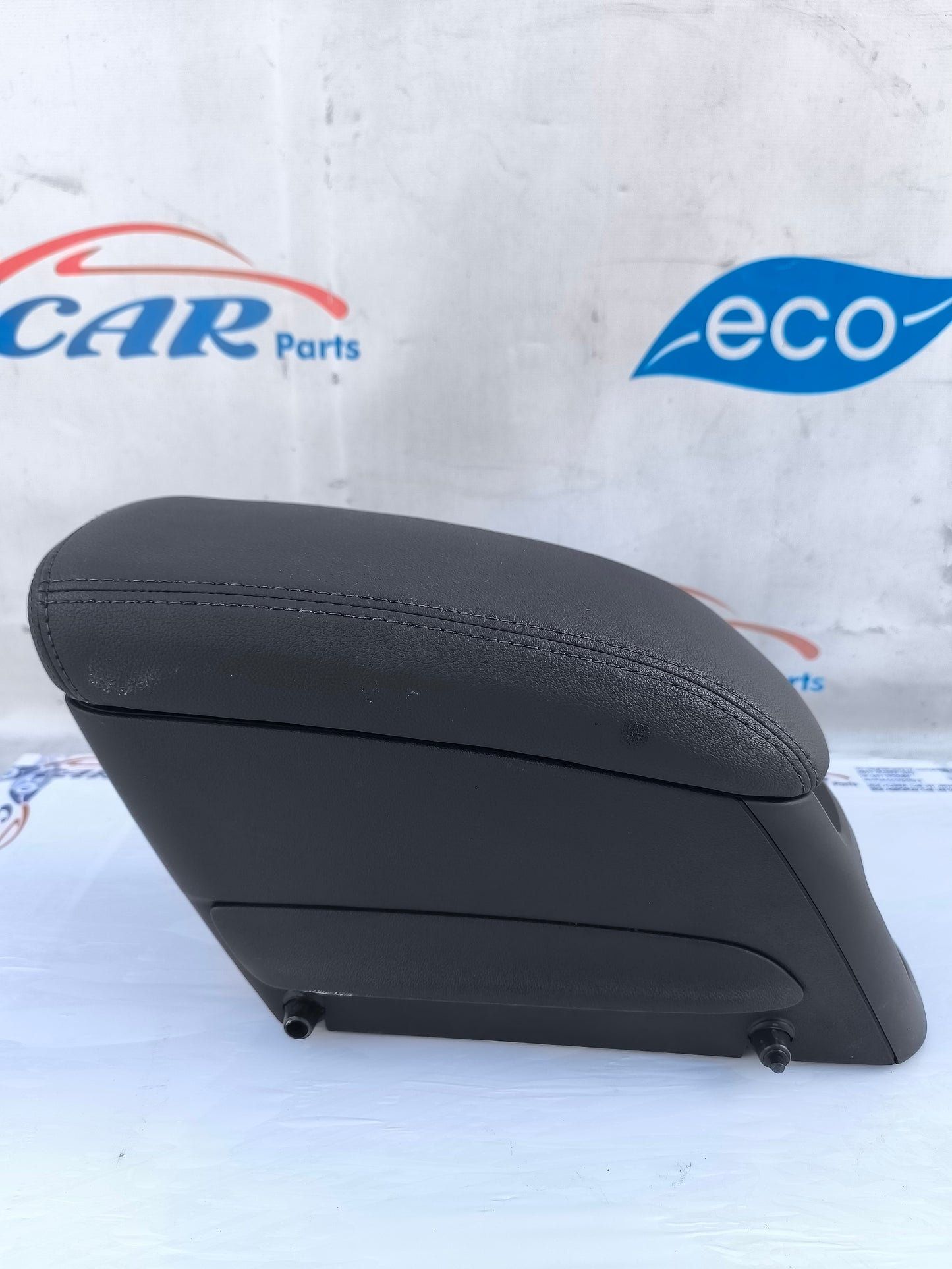Schwarze Mittelarmlehne Opel Meriva B ecoAG5840