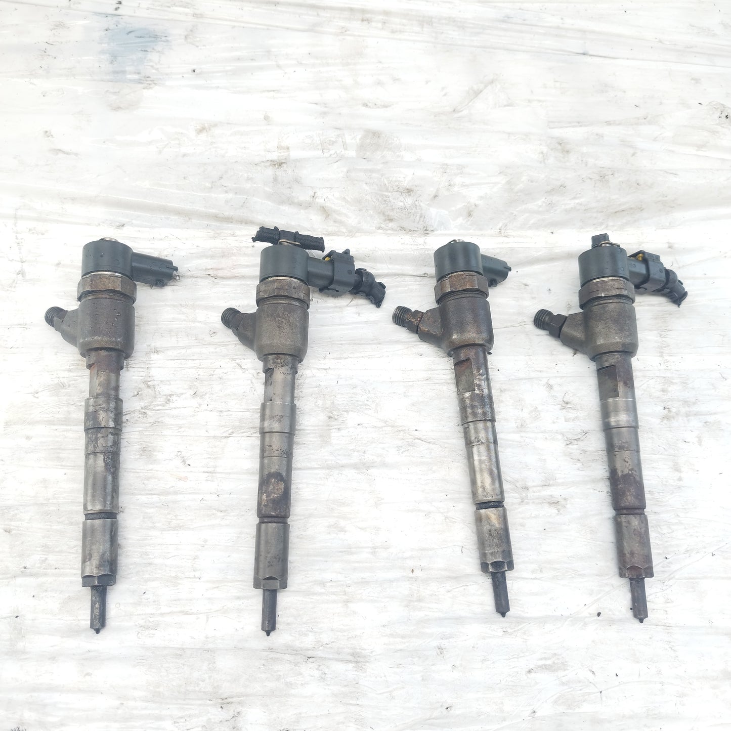 Iniettori Fiat Punto 1.3 MTJ 70CV 2003-2010 BOSCH cod: 0445110083 ecoAC16026