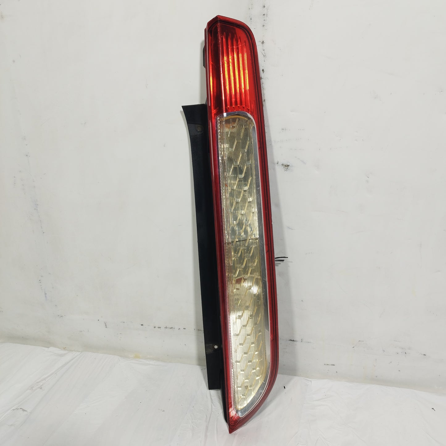 Fanale posteriore dx Ford Focus Berlina 2009 ecoAC15075