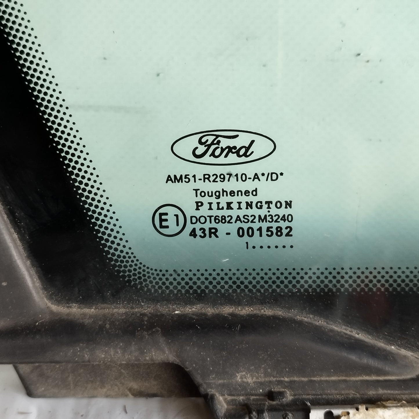 Vetro fisso anteriore sx Ford C-Max ecoAC13083