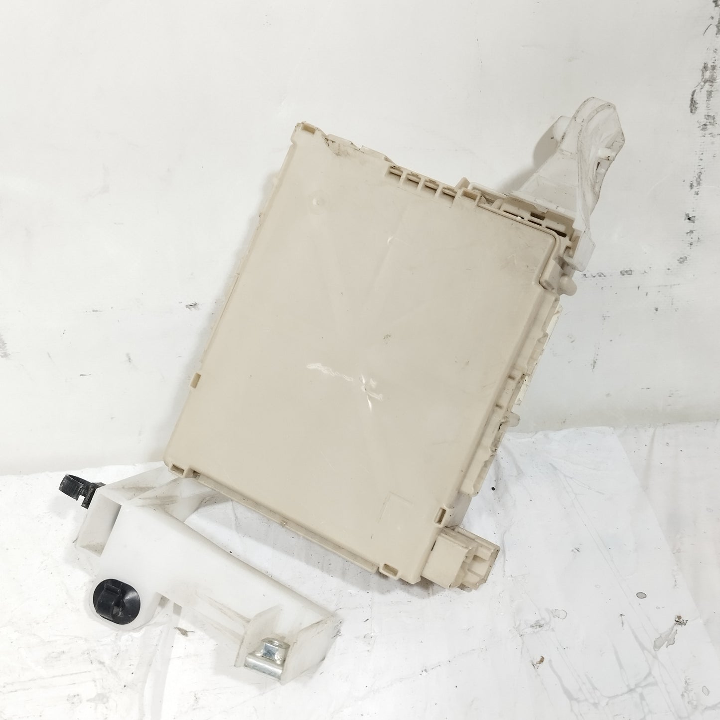 Centralina porta fusibili Toyota Aygo 1.0 B 2012-2021 cod: 89221-0H010 ecoAC16307