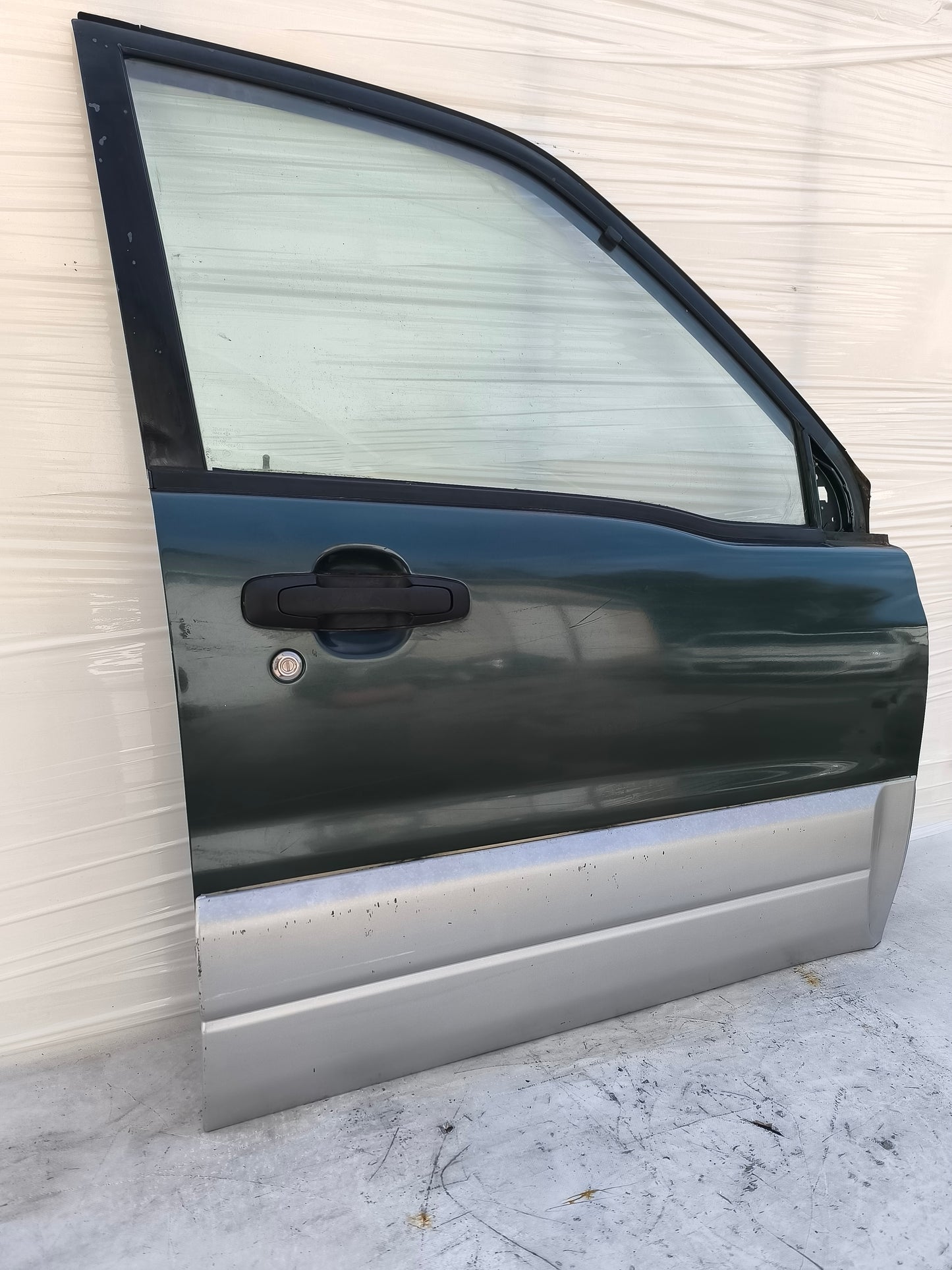 Sportello anteriore sx verde Suzuki Grand Vitara anno 2001 ecoAG7928