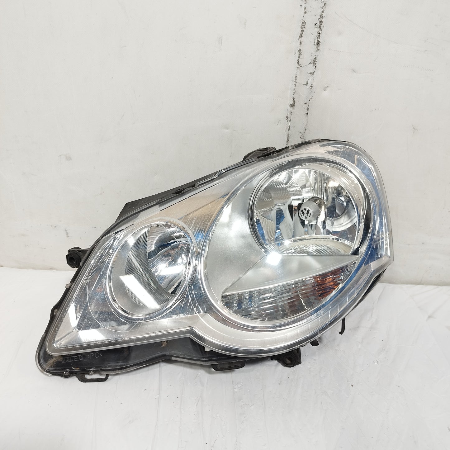 Fanale anteriore sx Volkswagen Polo (9N) 2005-2009 Restyling cod: 6Q1941007AK ecoAC16424