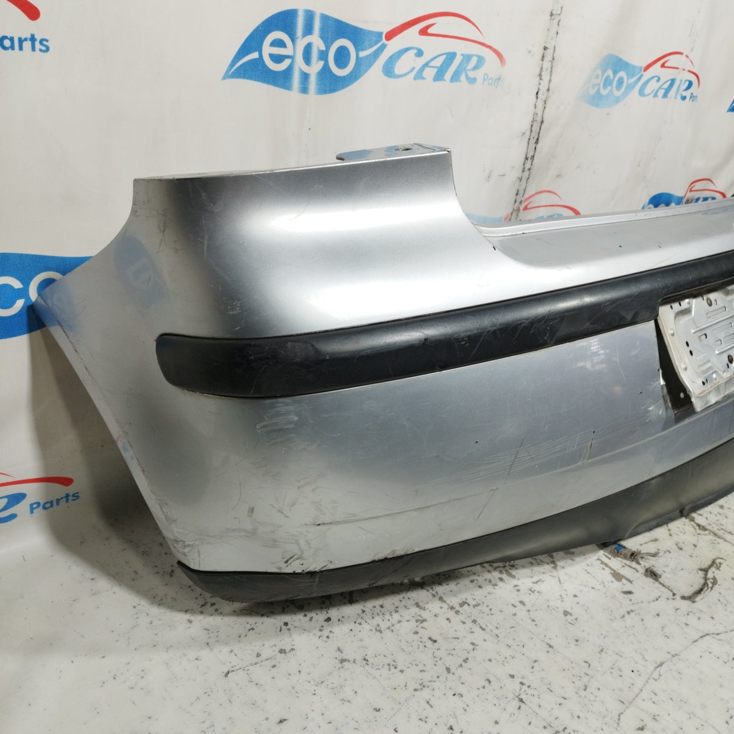 Paraurti posteriore grigio chiaro  Volkswagen Polo 2005 ecoAC9732