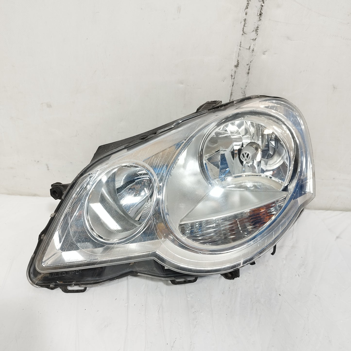 Fanale anteriore sx Volkswagen Polo (9N) 2005-2009 Restyling cod: 6Q1941007AK ecoAC16424