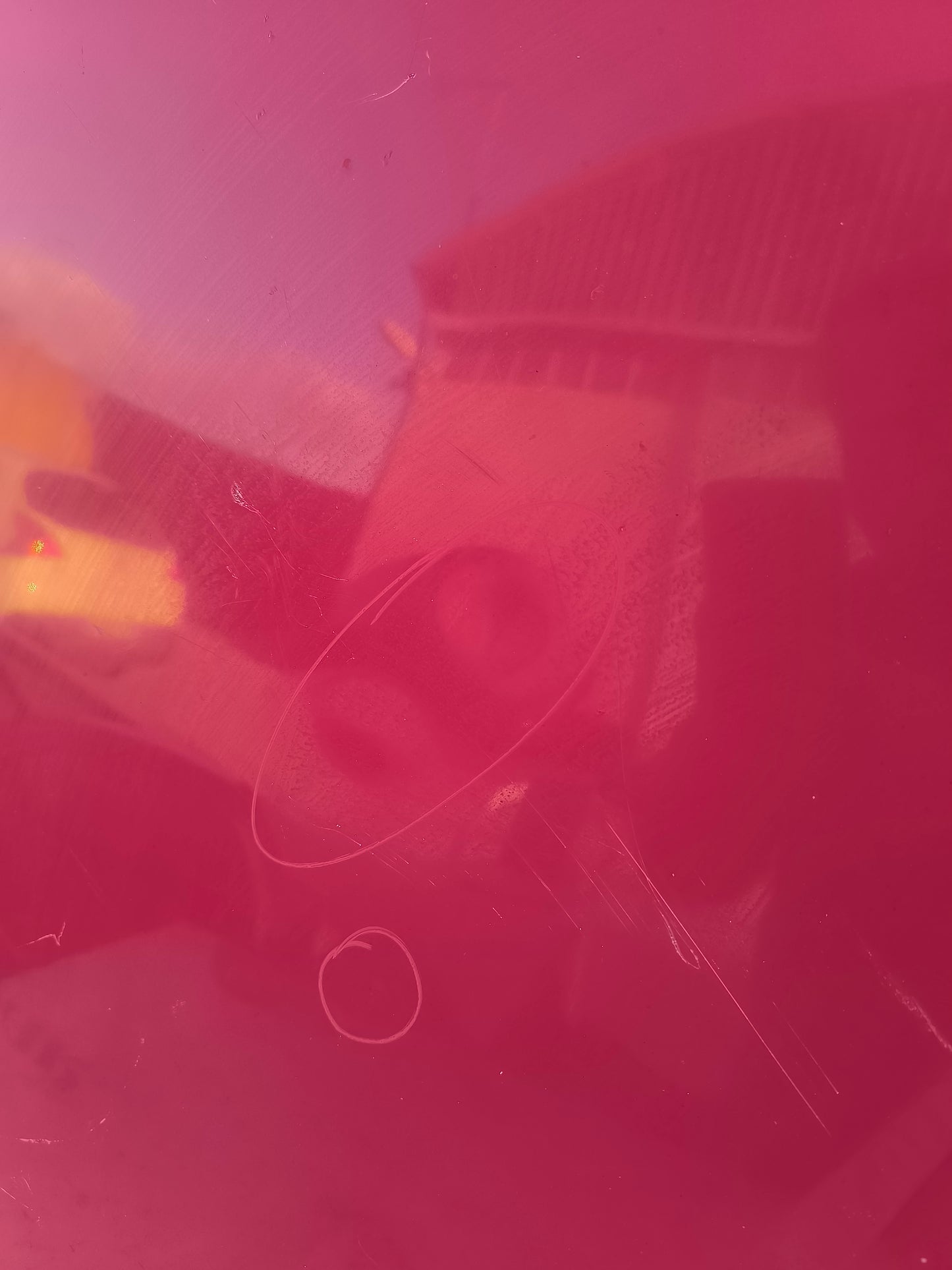 Rote Motorhaube Dacia Sandero 2008 ecoAG5890