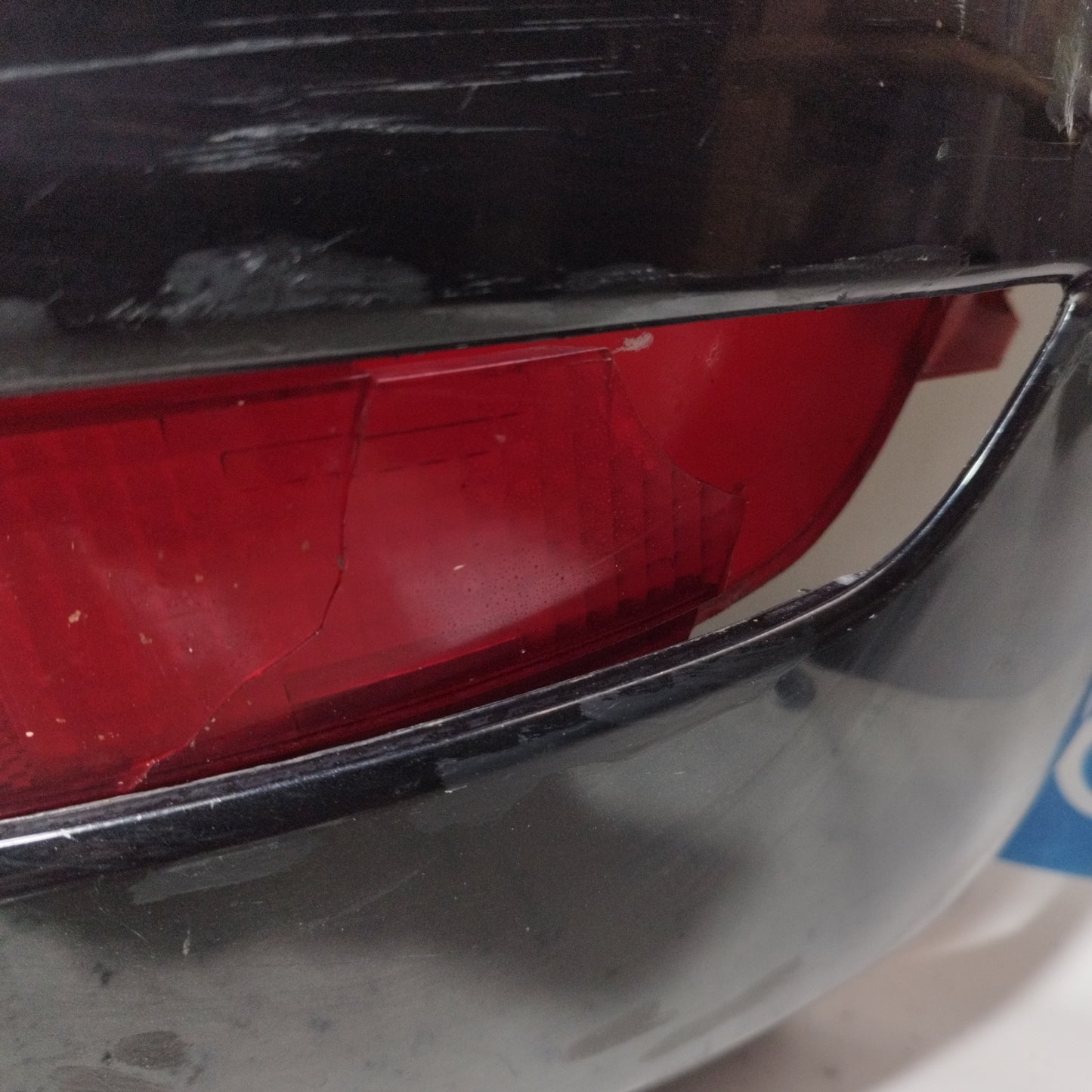 Paraurti posteriore nero Ford Fiesta 2010 ecoAC10909