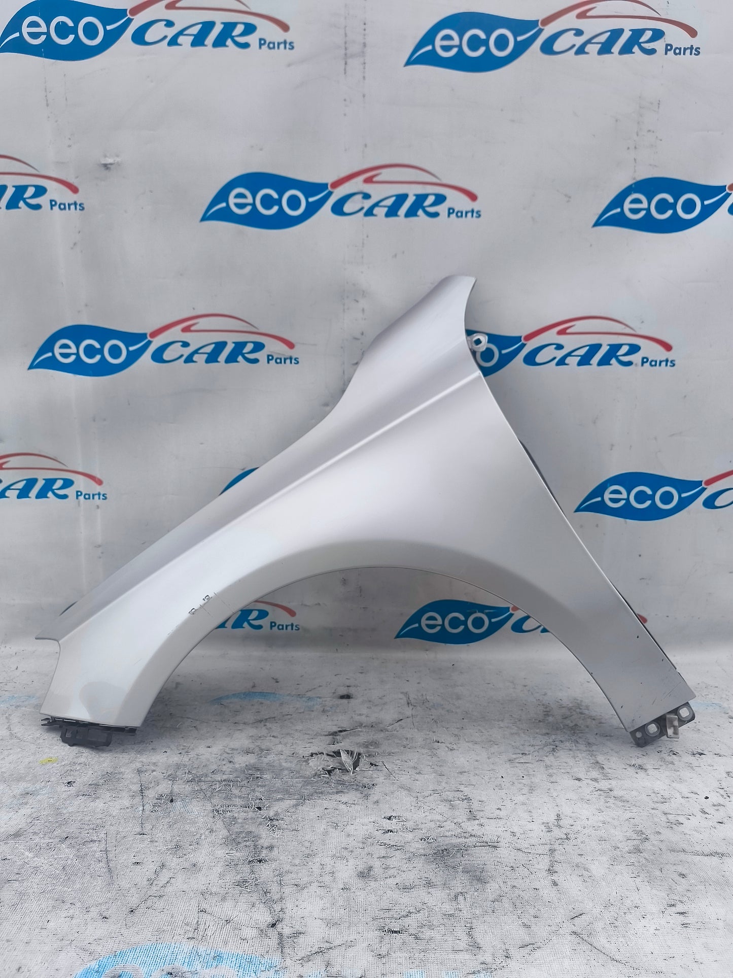 Left fender silver grey Mercedes A-Class w176 ecoAG5948