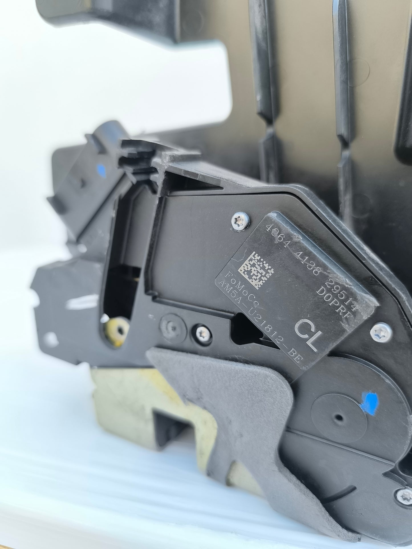 Serratura anteriore destra Ford Fiesta anno 2012 4 pin Cod. am5a-u21812-be ecoAG7132