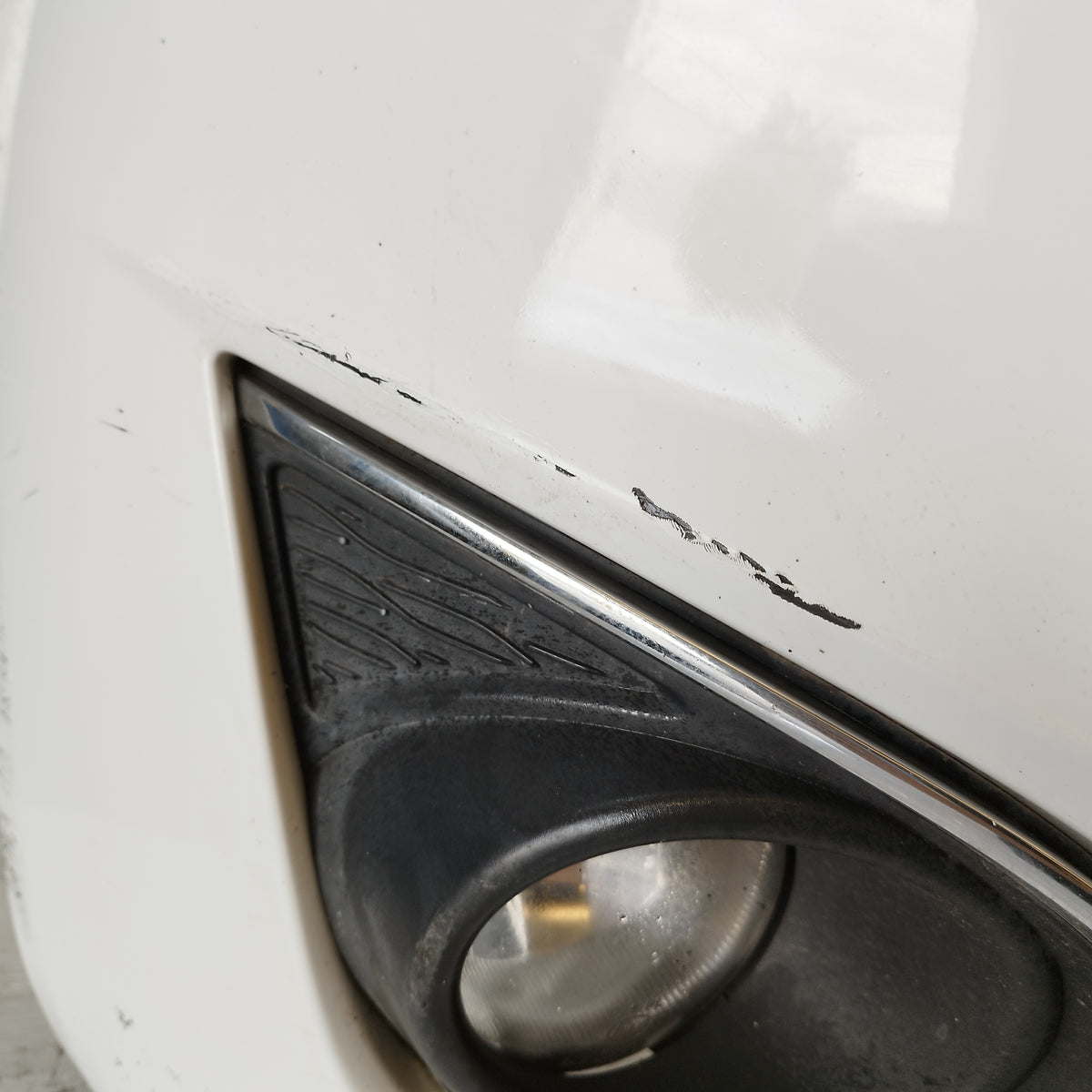 Paraurti anteriore bianco Chevrolet Spark II (M300) 2009-2012 ecoAC17632