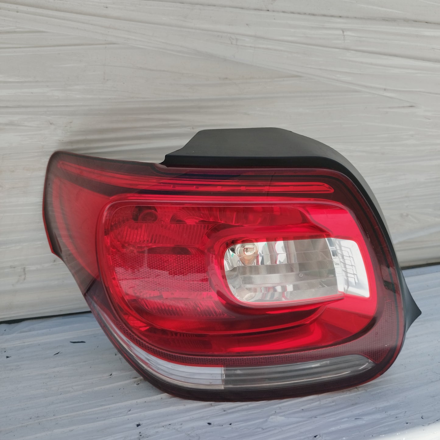 Fanale posteriore sx Citroen DS3 2012 cod: 9676973880-00 ecoDM232