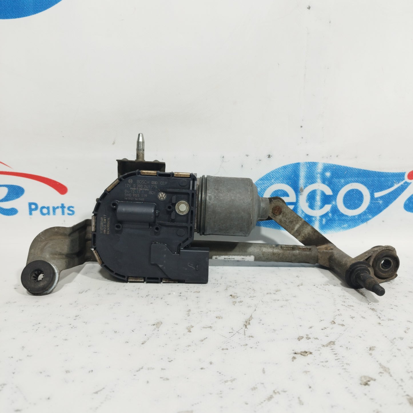 Front windshield wiper motor Golf 5 Plus 2005 code: 3397020719 ecoAC8748