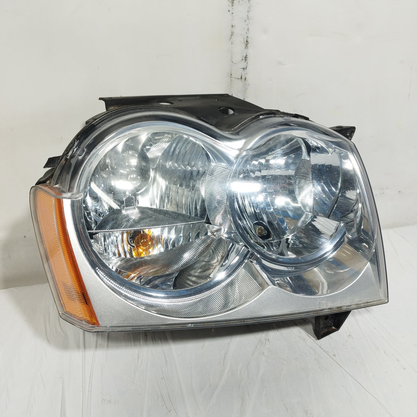 Fanale anteriore Dx Jeep Grand Cherokee 2007 Cod: 55156670AI ecoAC14538