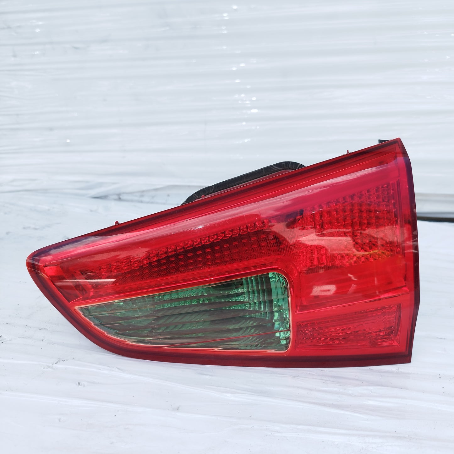 Fanale posteriore interno dx Kia Ceed (JD) SW 2012-2015 ecoDM345