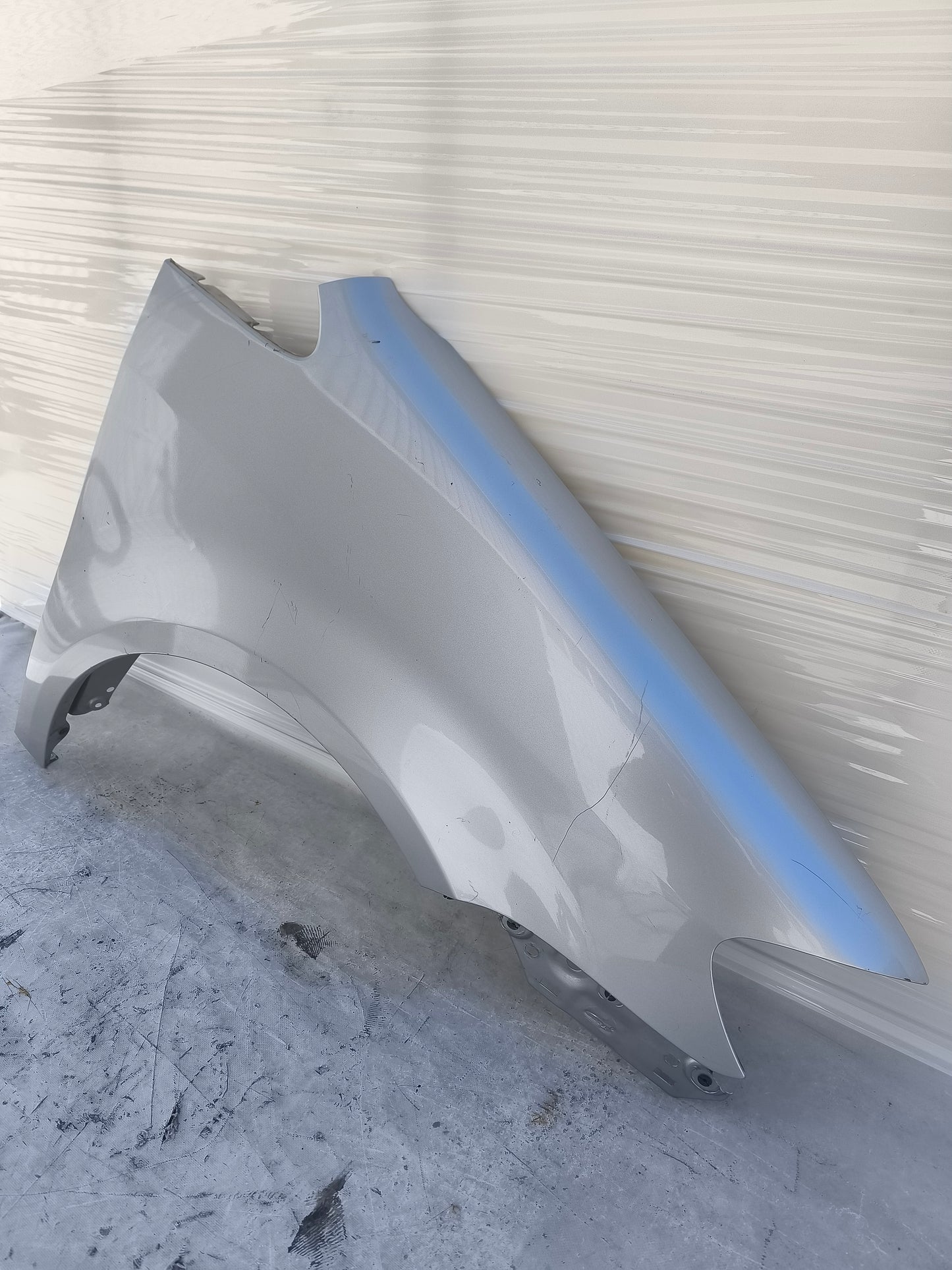 Parafango dx Volkswagen Touran anno 2007 grigio argento ecoAG8116